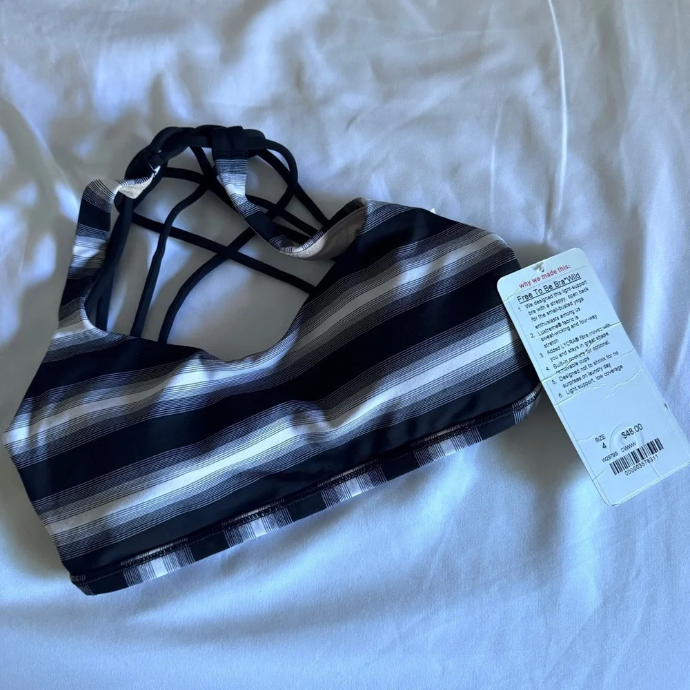 134 🆕🖤 Lululemon Free to Be Bra * Wild - Capilano Stripe White Black